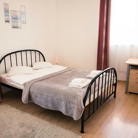 Town Hall 3 Bedroom Apartment Vilnius Luaran gambar