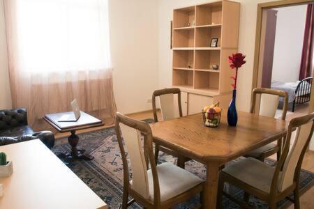 Town Hall 3 Bedroom Apartment Vilnius Luaran gambar
