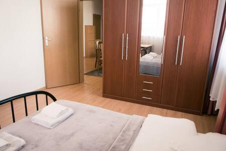Town Hall 3 Bedroom Apartment Vilnius Luaran gambar