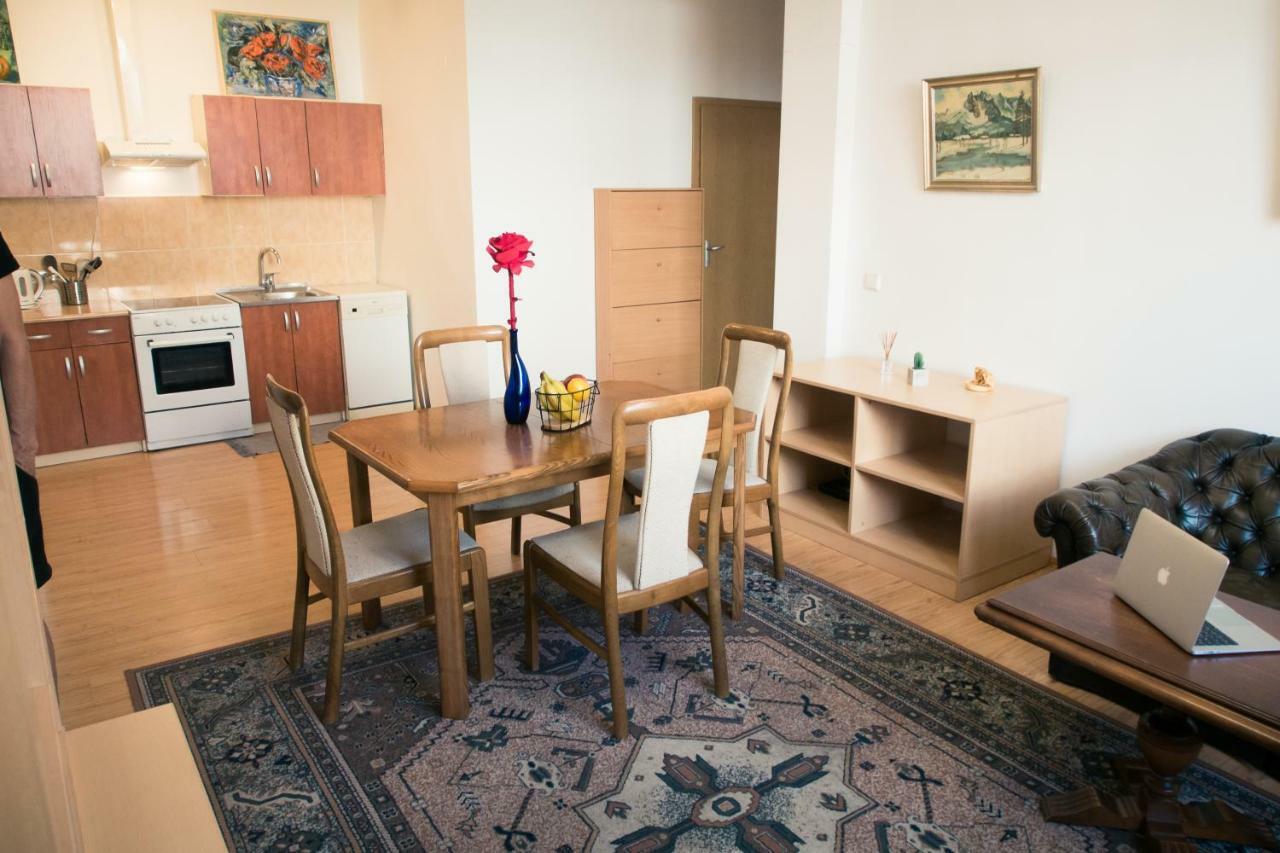 Town Hall 3 Bedroom Apartment Vilnius Luaran gambar