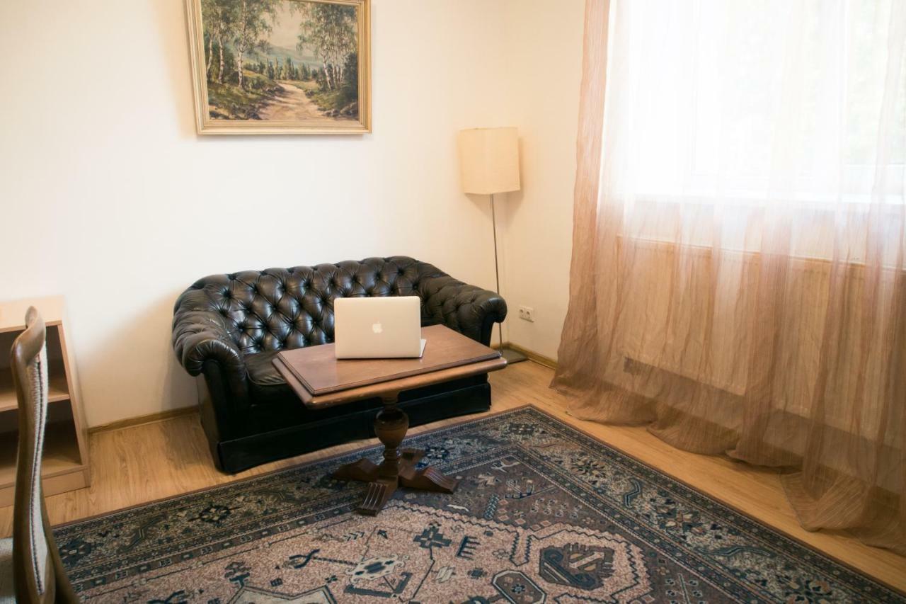 Town Hall 3 Bedroom Apartment Vilnius Luaran gambar