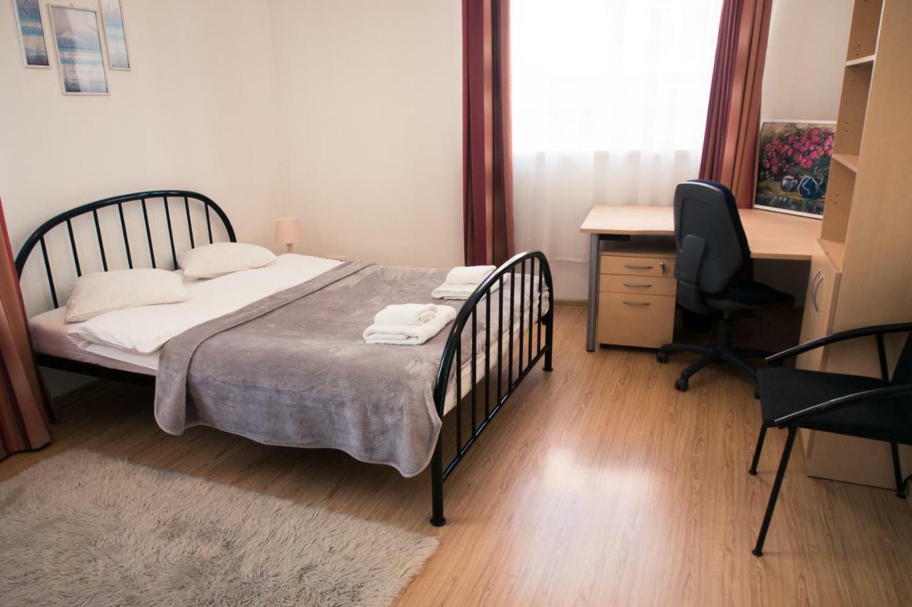 Town Hall 3 Bedroom Apartment Vilnius Luaran gambar